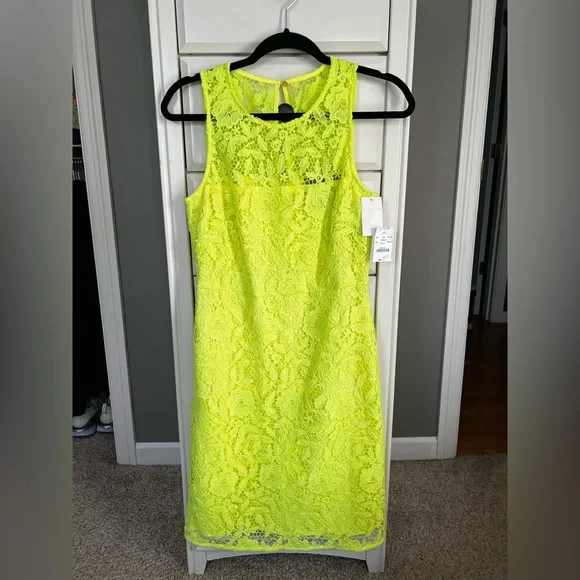 j crew neon yellow dress Today's Everyday Fashion: Blogger Meetup J's Everyday Fashion